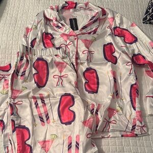 Colorful Patterned Pajama Set perfect for your ski trip!